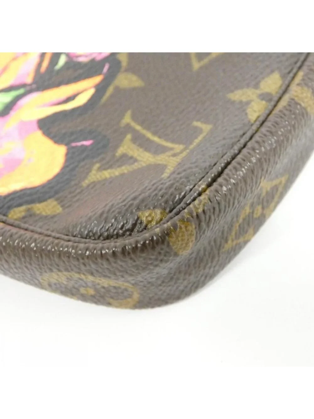 Louis Vuitton Monogram Rose Pochette Accessory - Picture 3 of 8